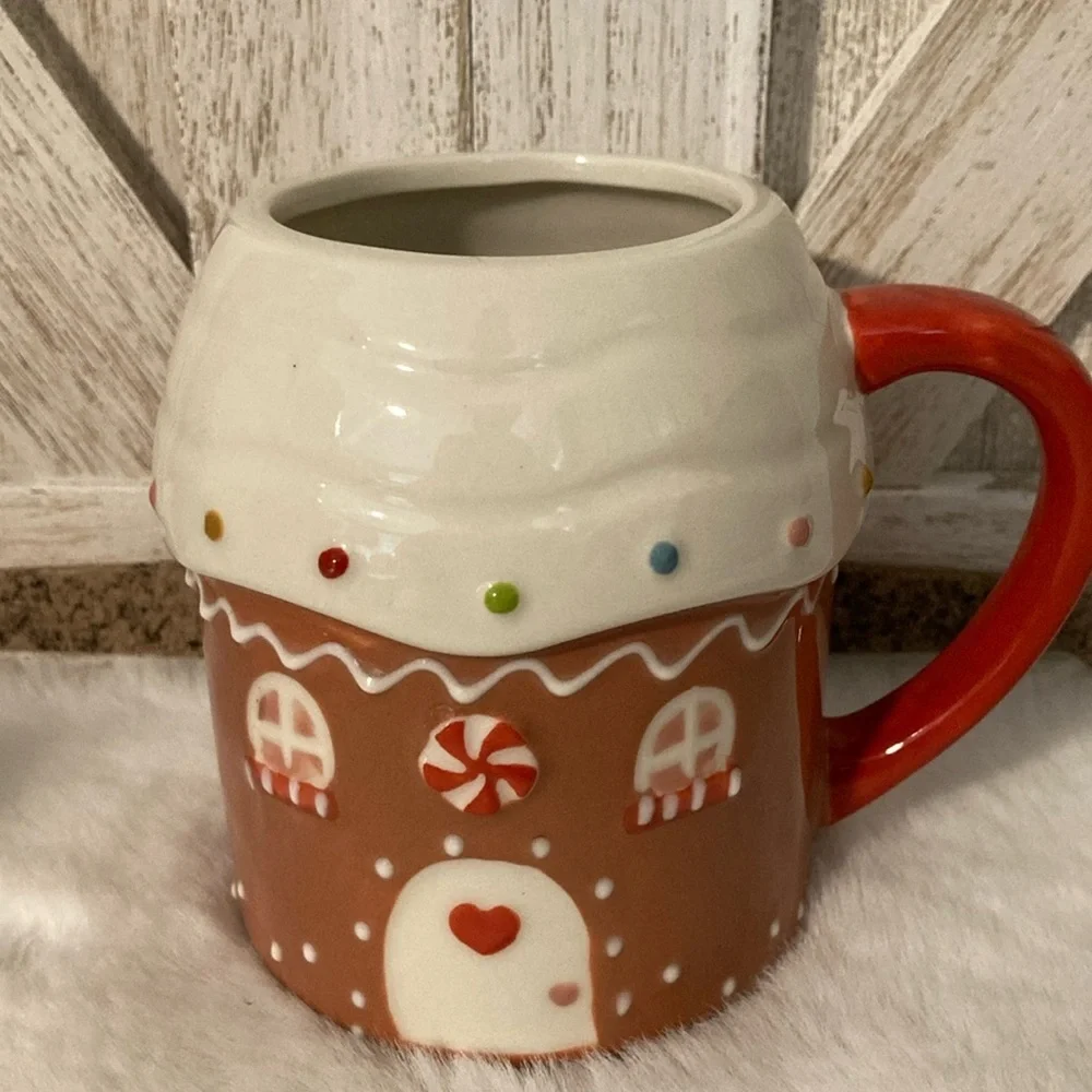 Target 2021 Threshold Gingerbread House Mug